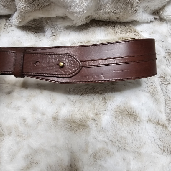 Ralph Lauren Brown Leather Belt with Gold Buckle - Picture 3 of 11